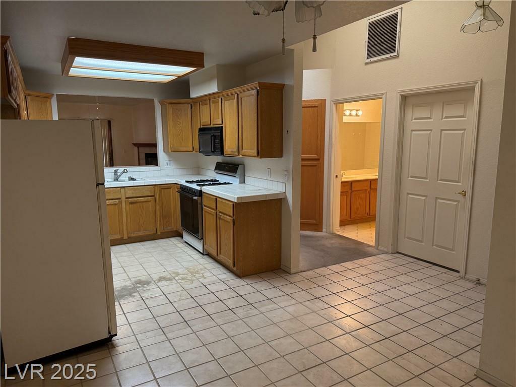 Property Photo: 2679 Magic Moon Lane NV 89146