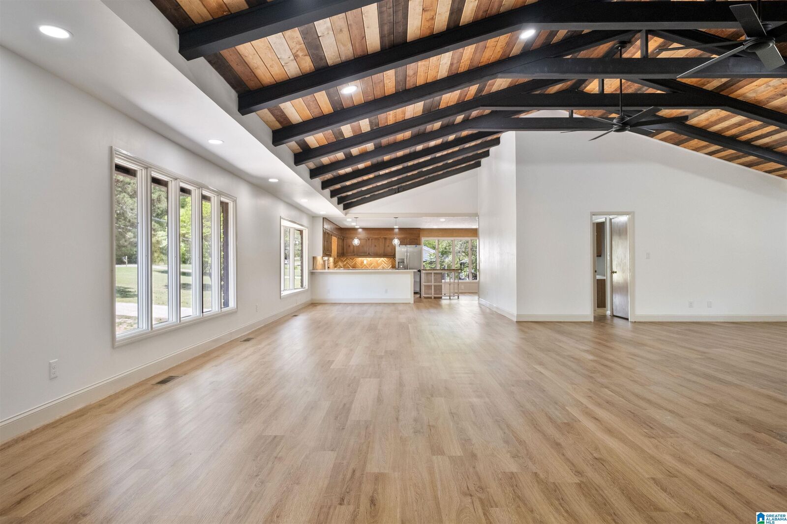Property Photo:  633 Tabor Road  AL 35904 