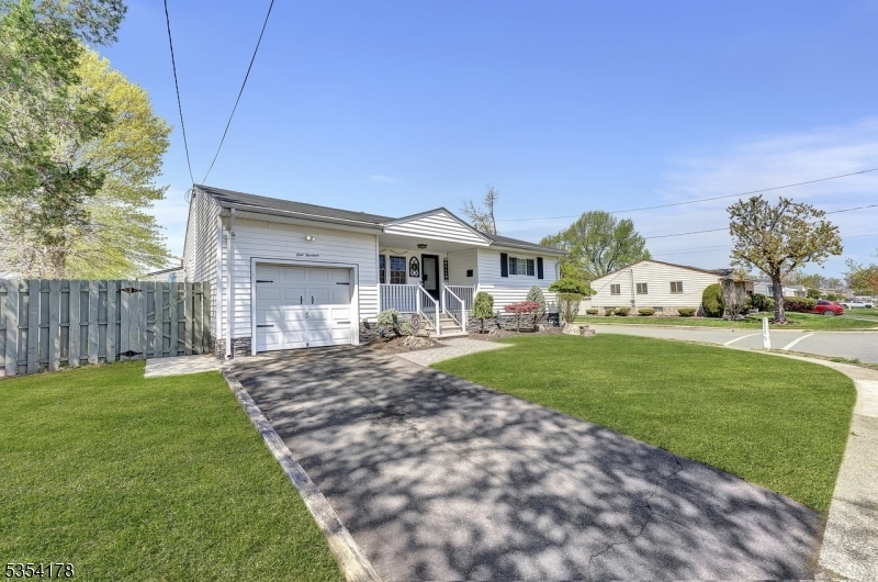 Property Photo: 114 Jeffery Rd NJ 07067