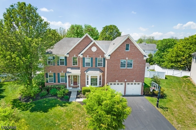 Property Photo: 8 Cottonwood Ct NJ 08809