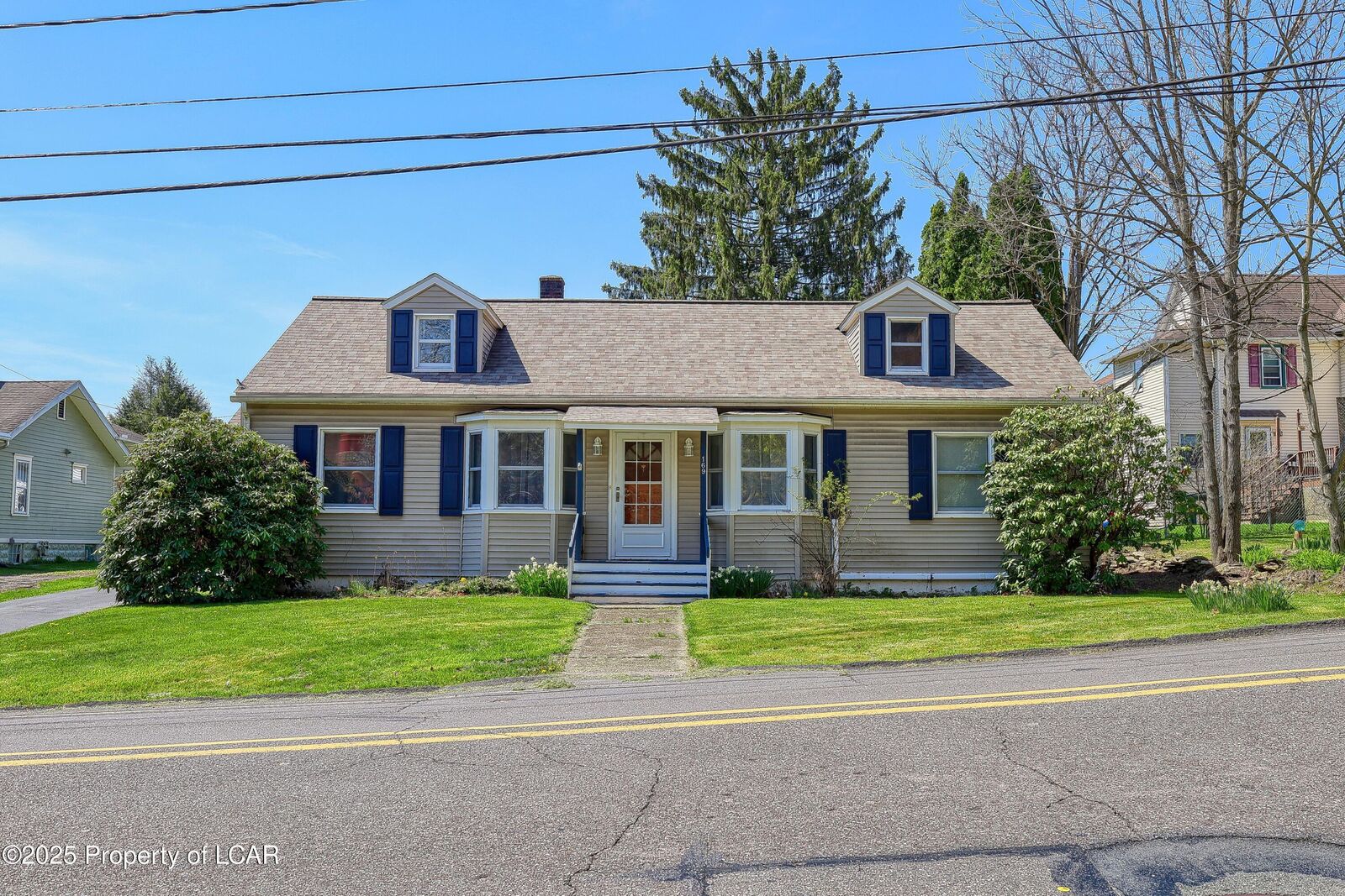 Property Photo:  169 Oak Street  PA 18708 