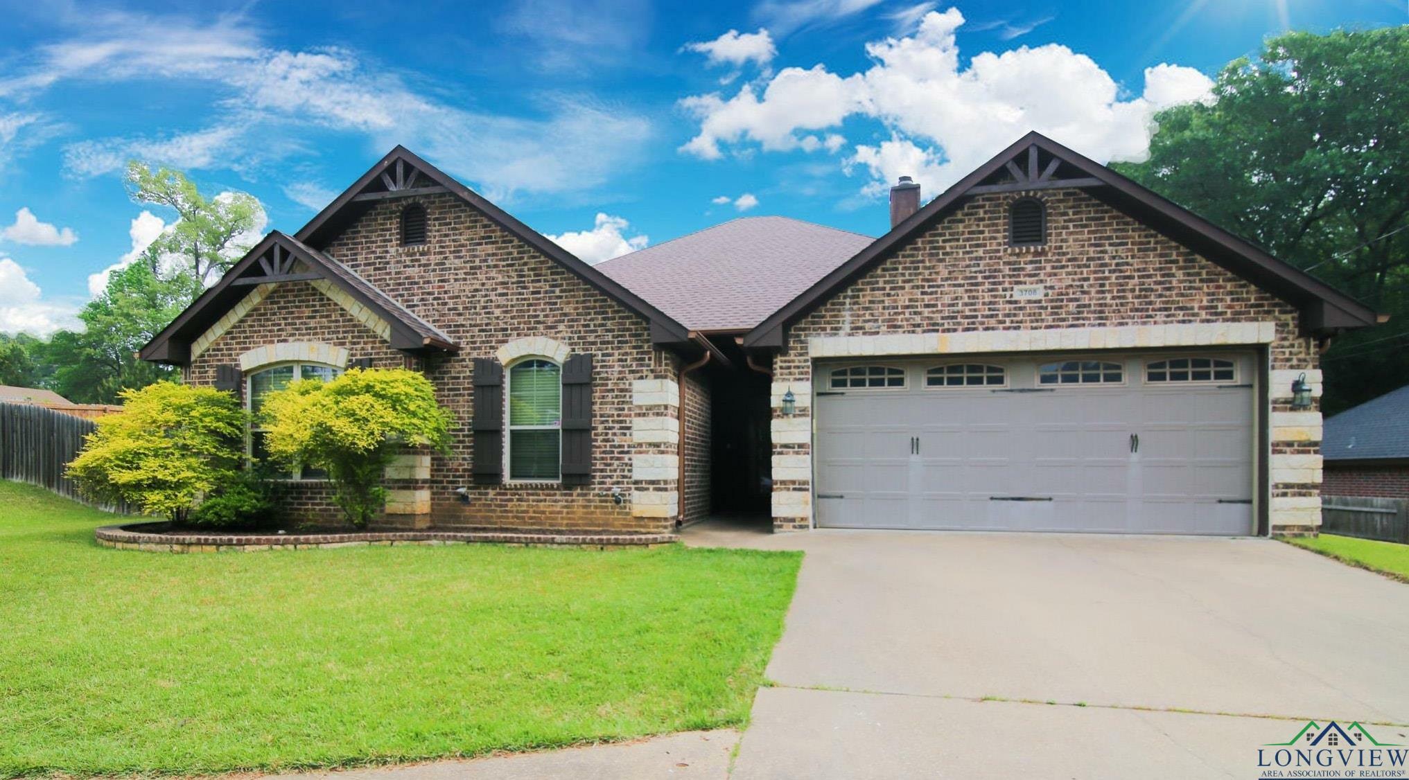 3708 Pine Tree Rd  Longview TX 75604 photo