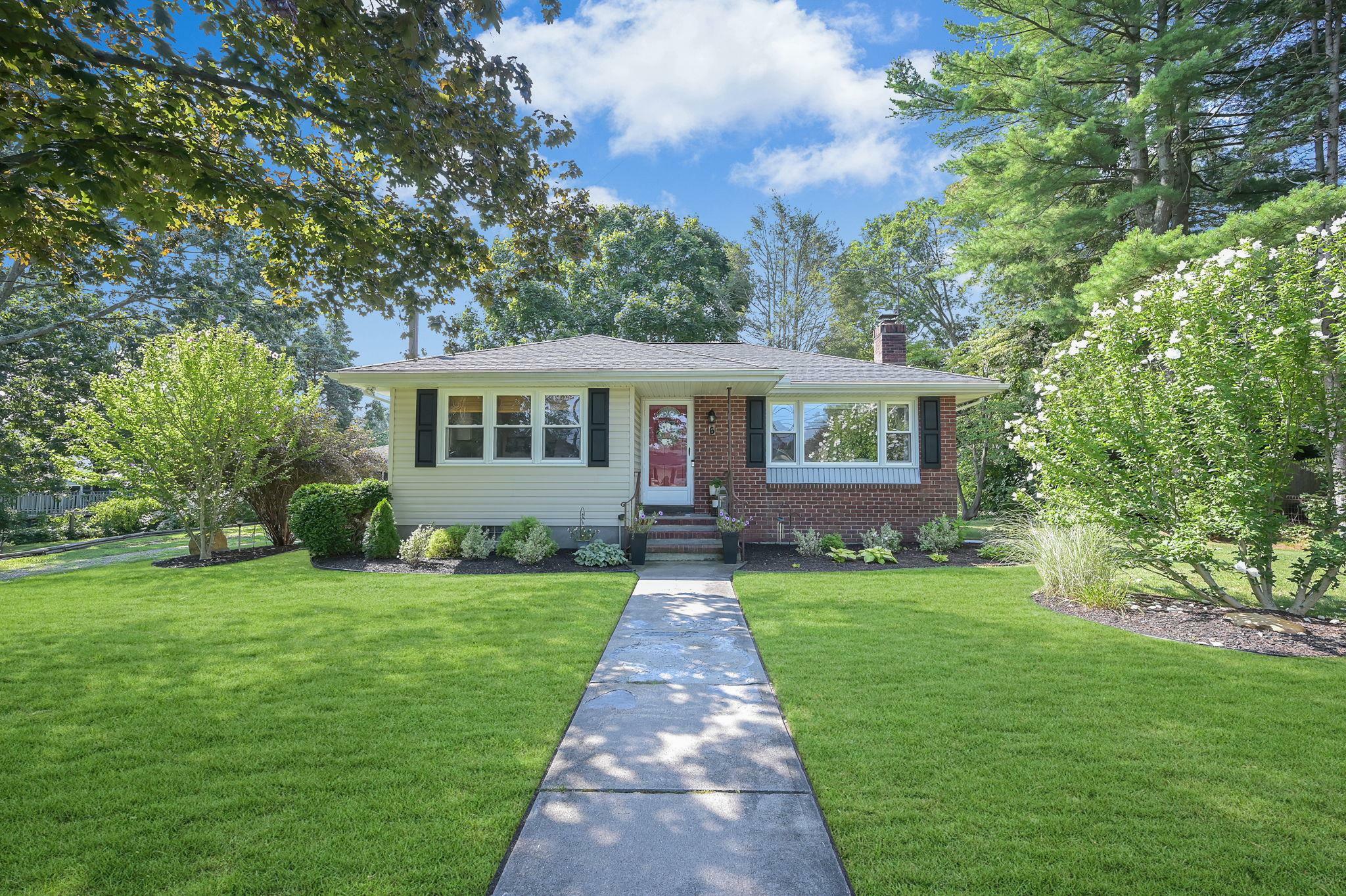 Property Photo: 6 Lolly Lane NY 11720