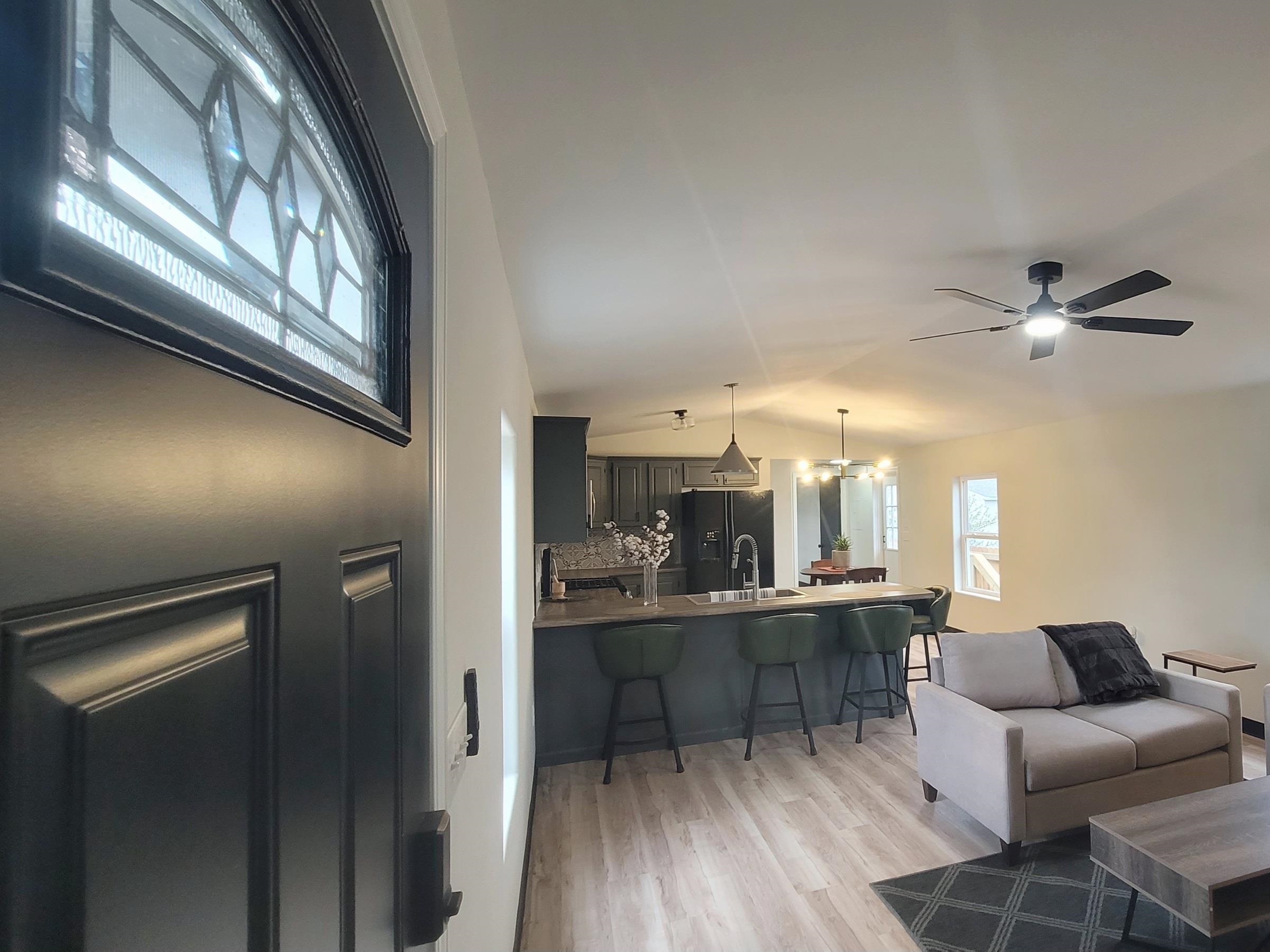 Property Photo: 2801 1/2 W 6th St NE 69101