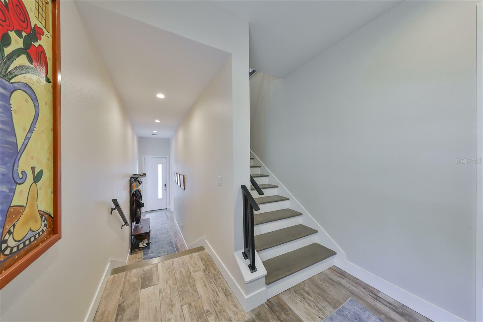 Property Photo: 4910 W McElroy Avenue 6 FL 33611