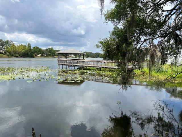 Property Photo: 4127 Dolphin Drive 4127 FL 33617