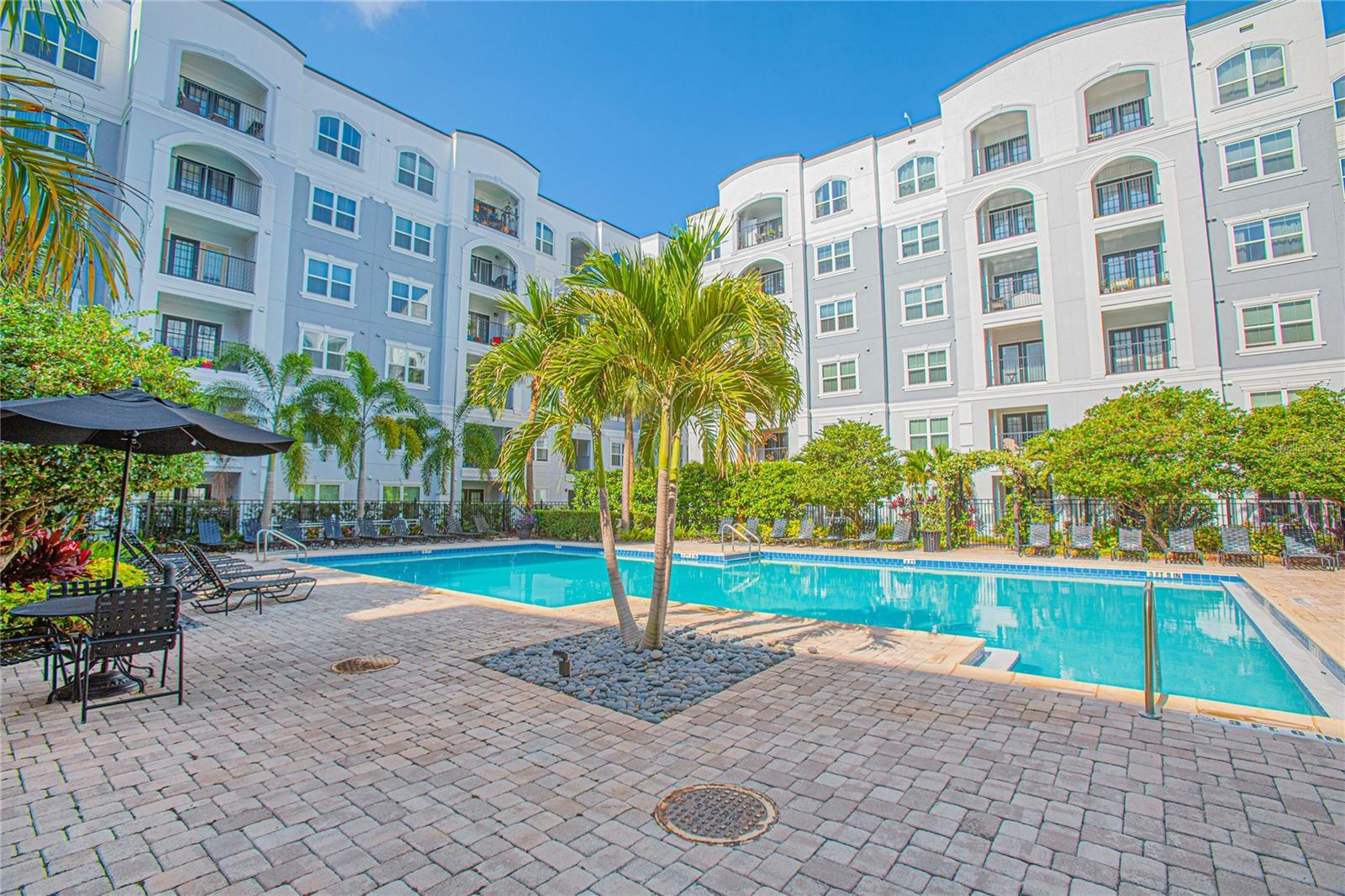 Property Photo:  204 E South Street 2061  FL 32801 