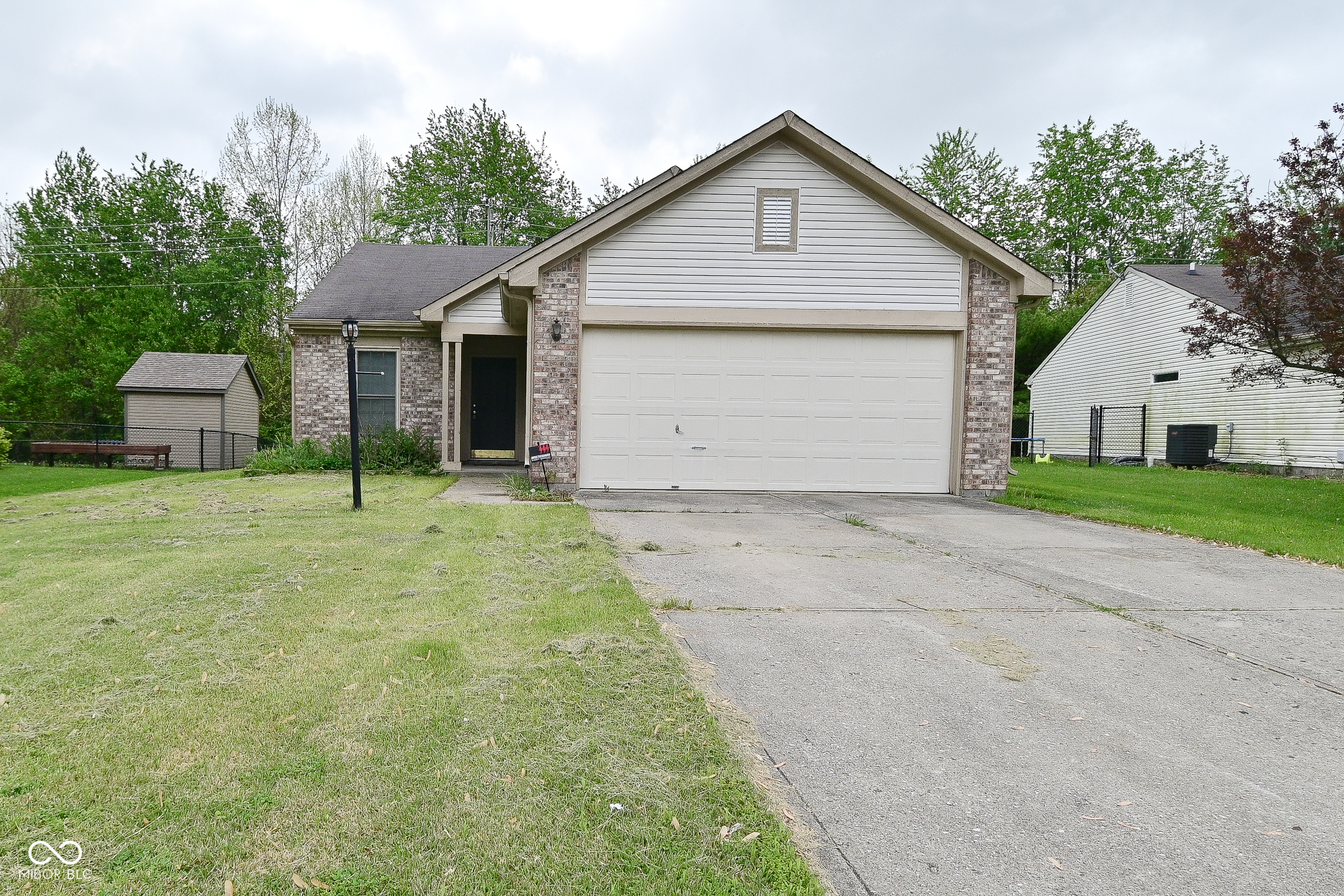 5446 Lippan Way  Indianapolis IN 46221 photo