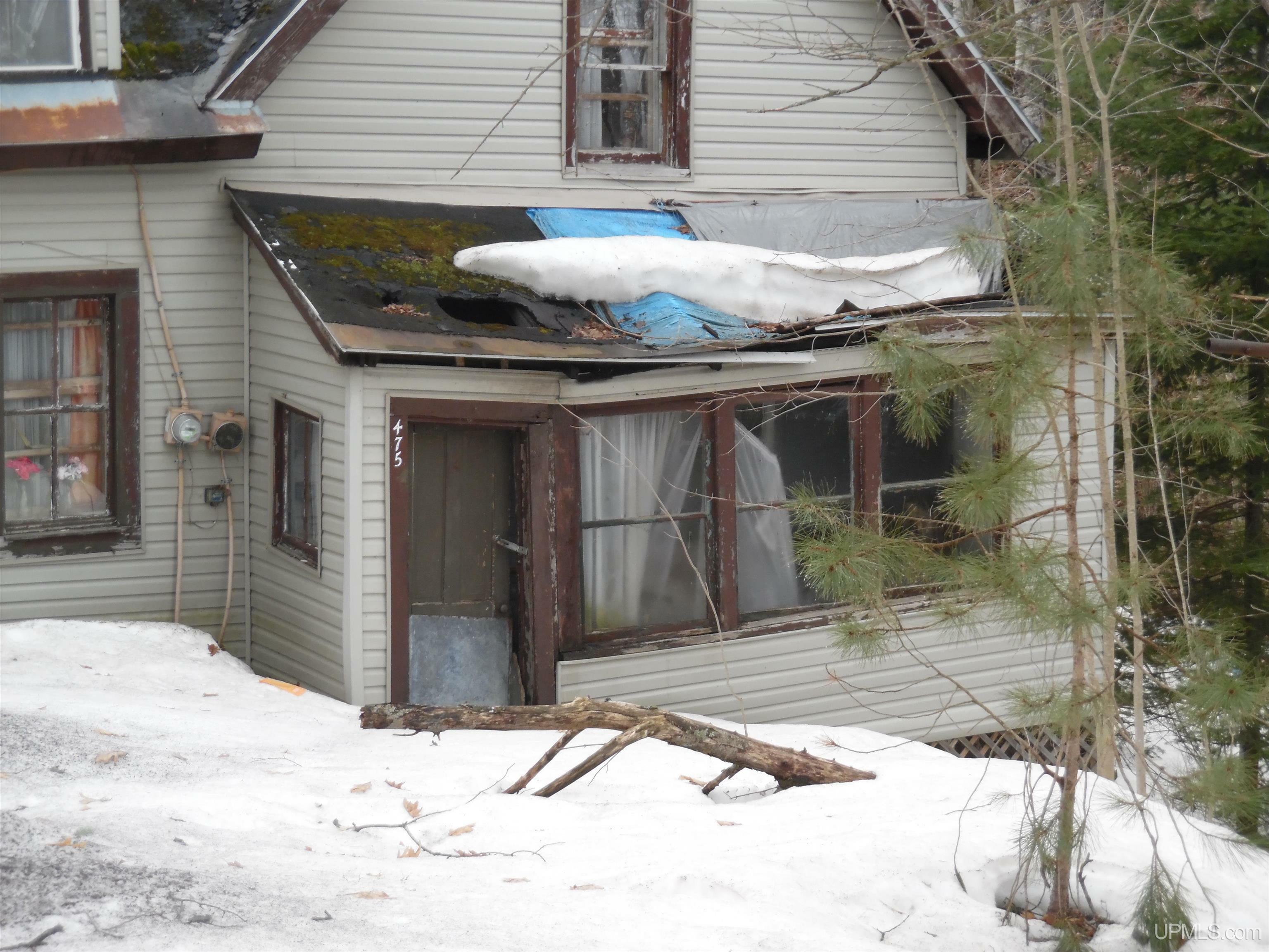 Property Photo: 475 Poplar Street MI 49945