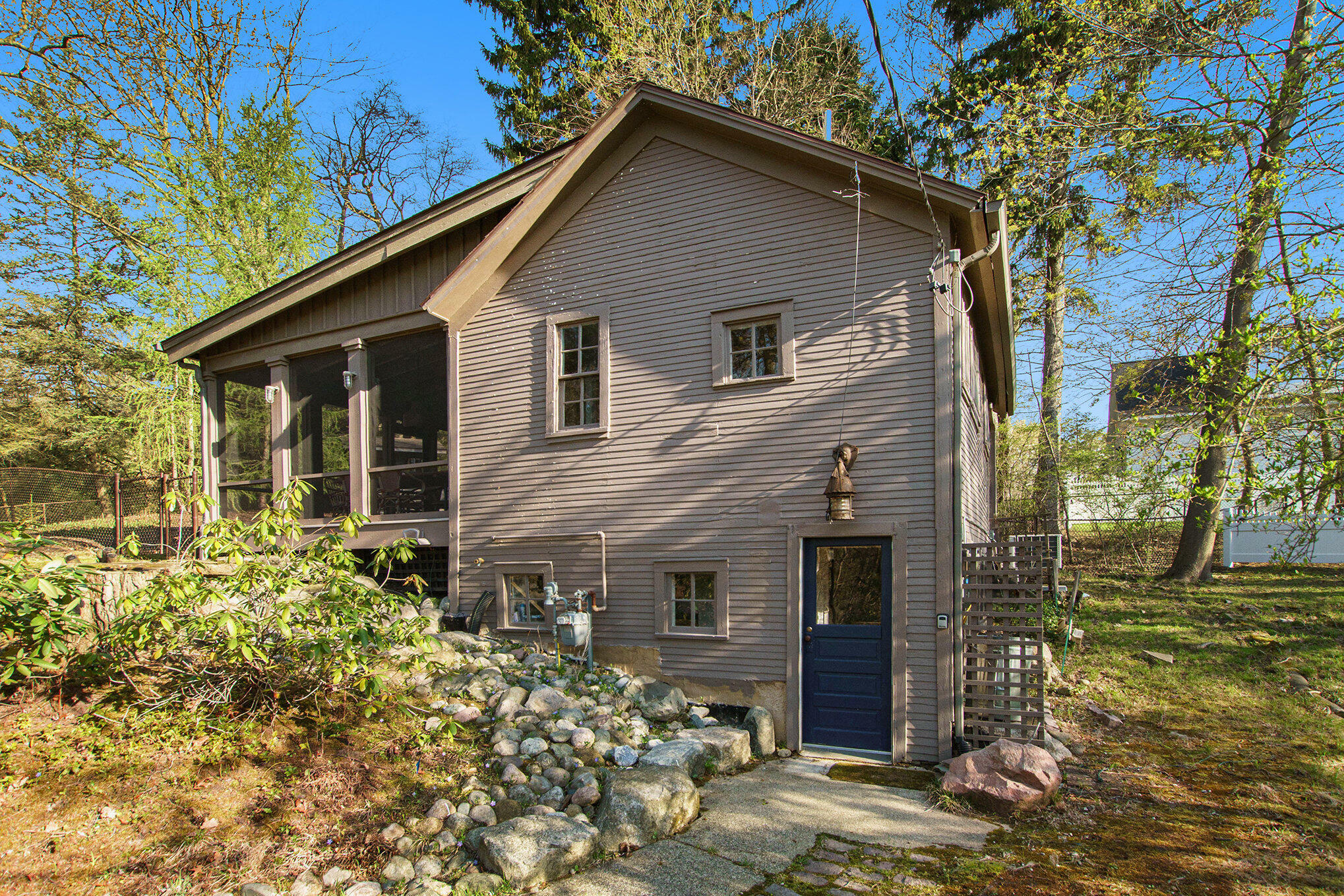 Property Photo: 350 Ferry Street MI 49406