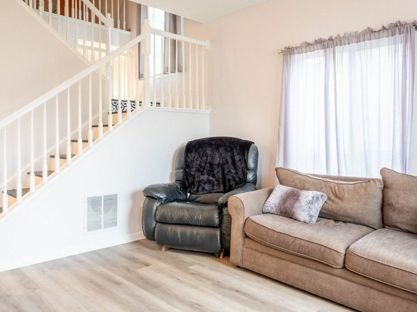Property Photo: 2714 Hoffman Street IL 60545