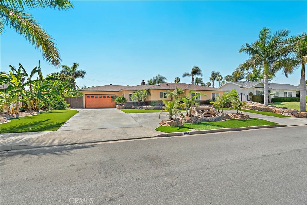 Property Photo: 3801 Tunales Drive CA 92835