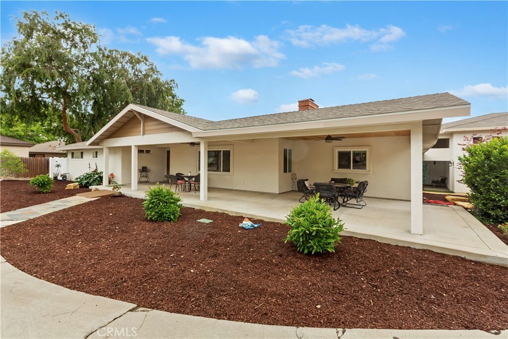 Property Photo: 370 W 13th Street CA 91786