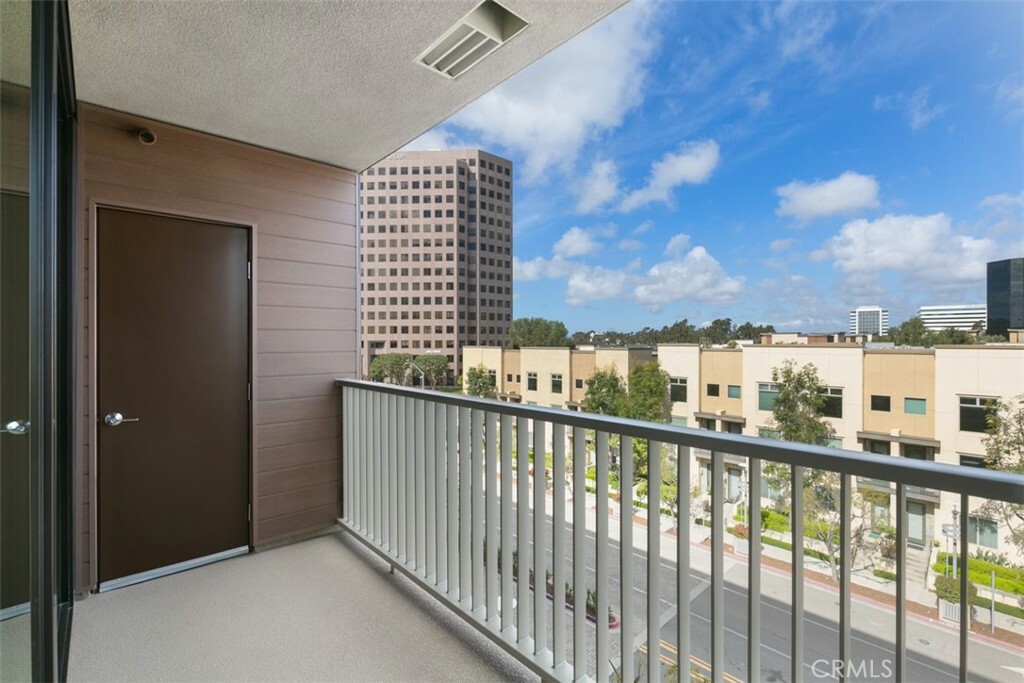 Property Photo: 1407 Rivington CA 92612