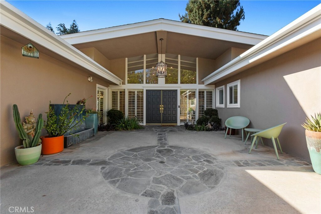 Property Photo:  20351 Wells Drive  CA 91364 