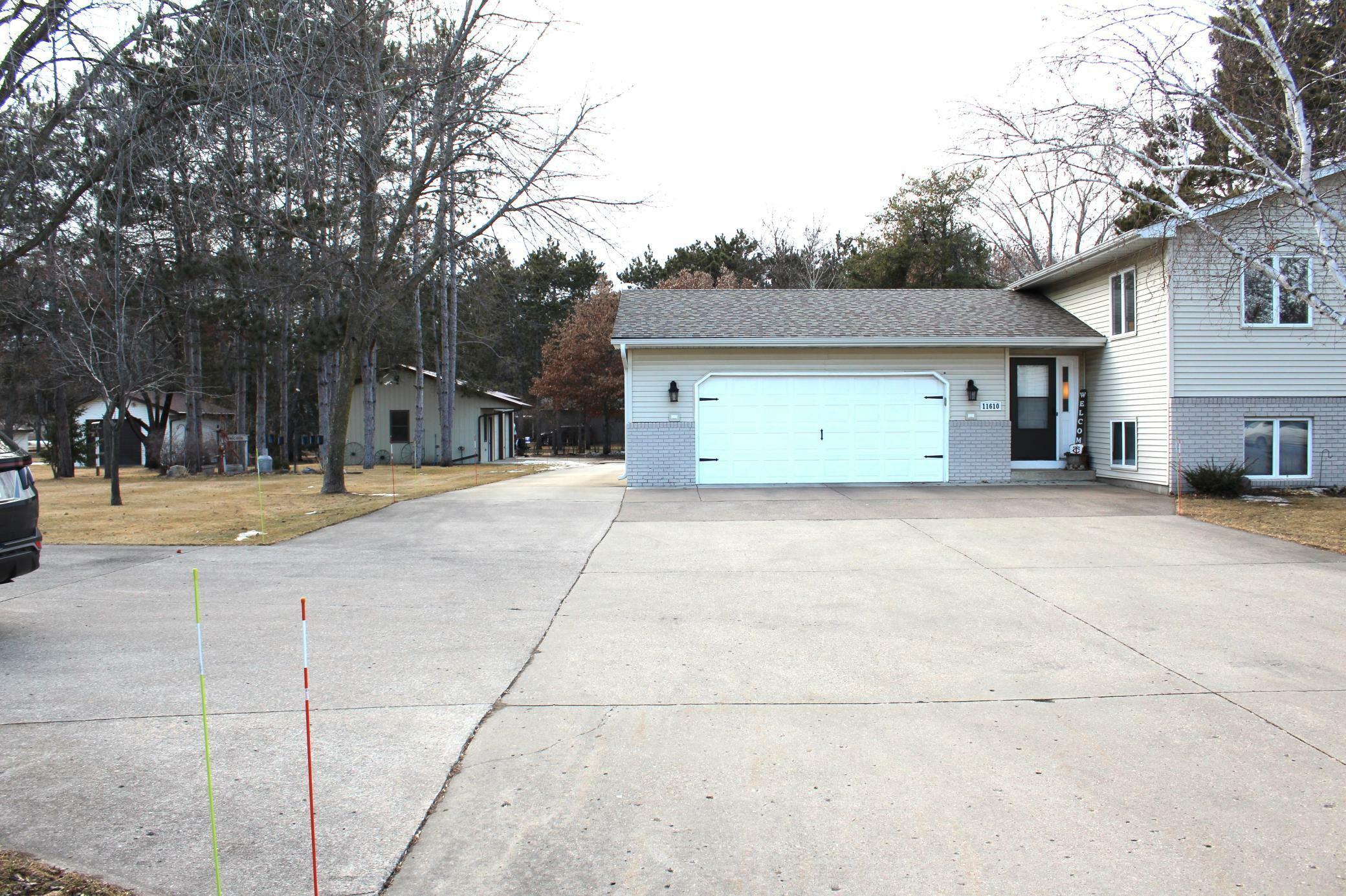Property Photo: 11610 3rd Street MN 55308