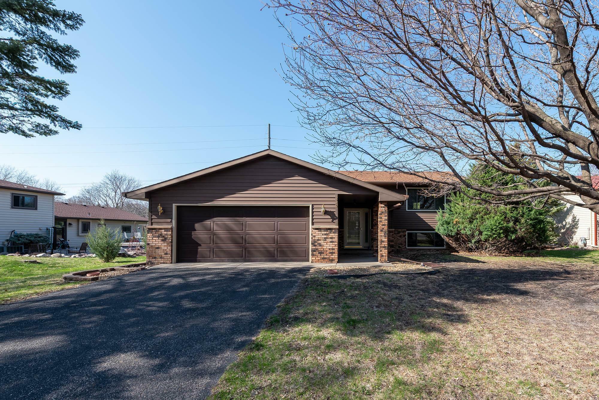 Property Photo: 1540 Peggy Lane MN 56003