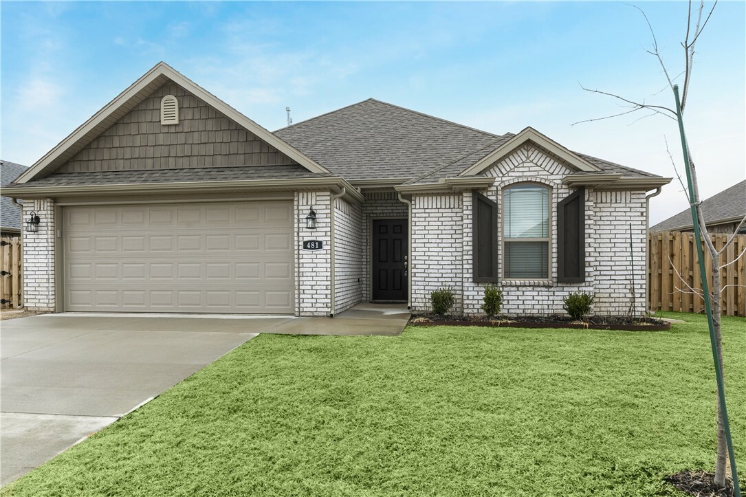 Property Photo:  481 Holly Street  AR 72719 