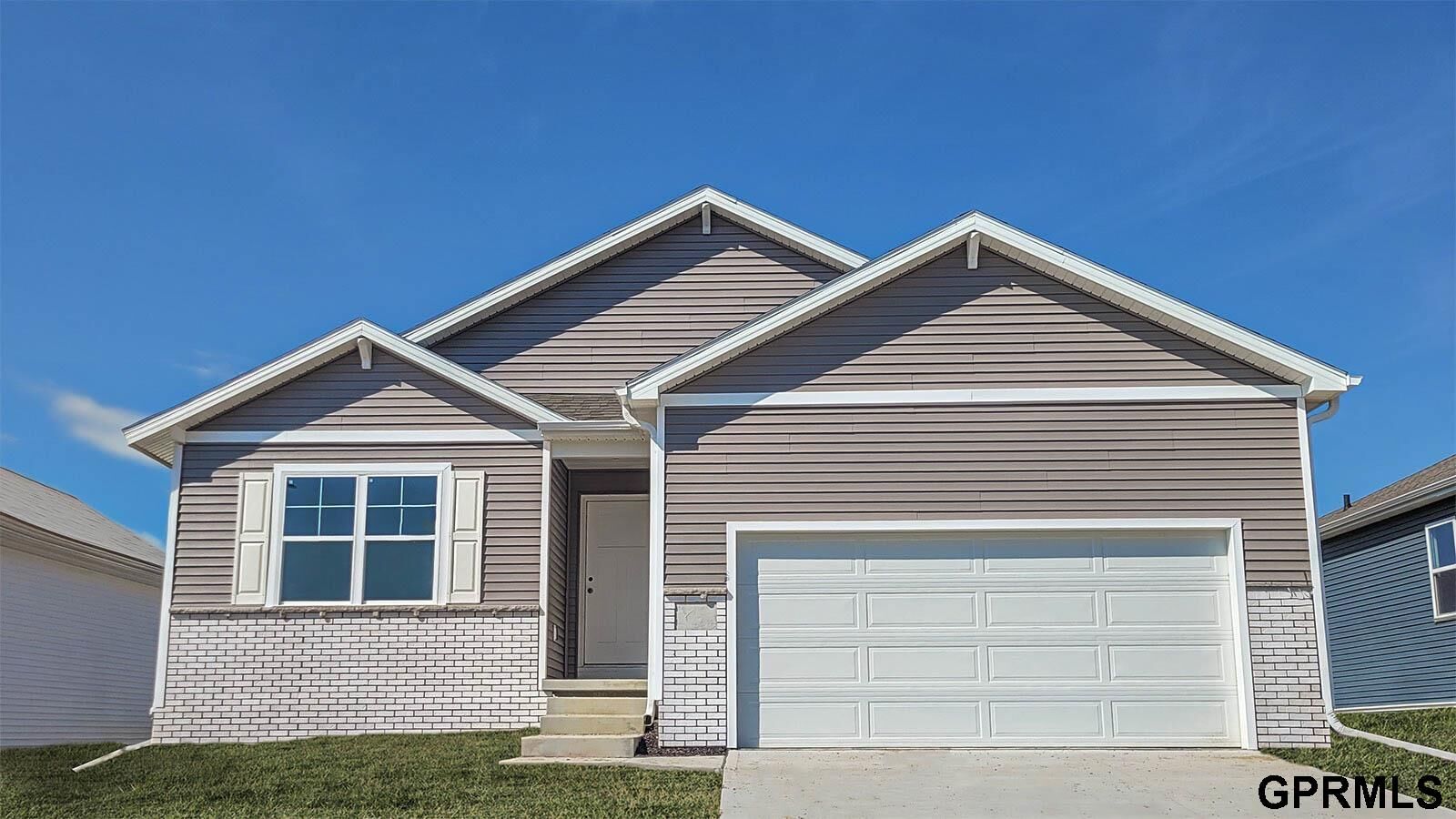 Property Photo:  5508 N 188 Street  NE 68022