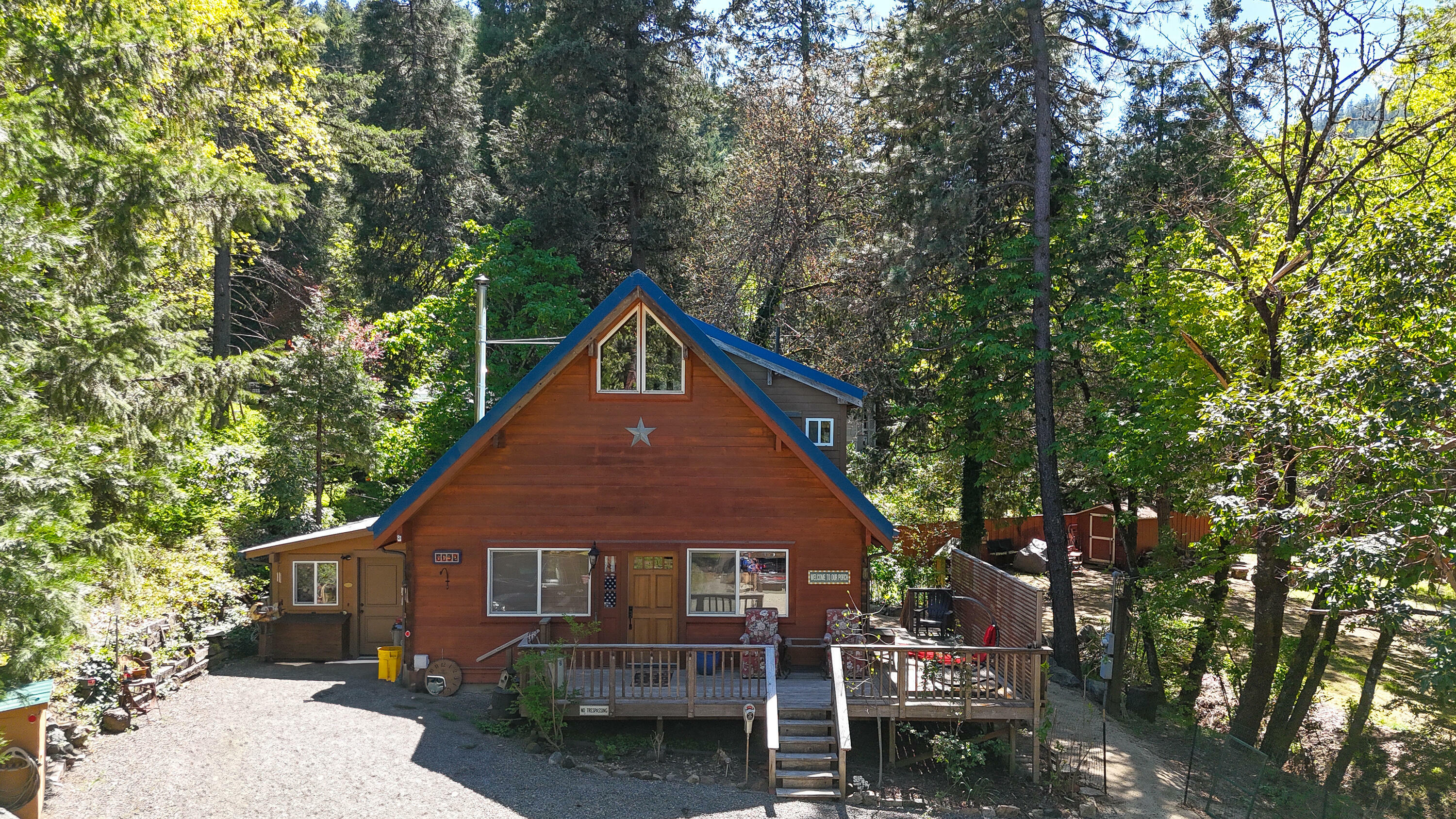 Property Photo: 6692 Coleman Creek Road OR 97501