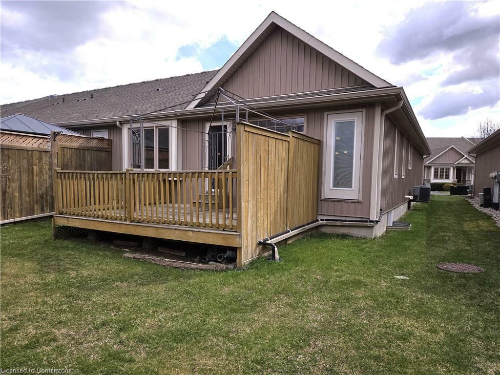 Property Photo: 603 Welland Avenue 11 ON L2M 0A6