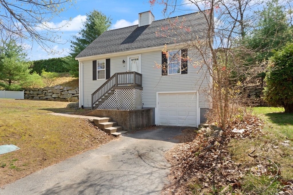 Property Photo: 41 Tecumseh Trl 41 MA 01752