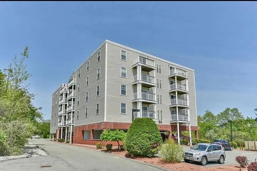 86 E Howard St 201  Quincy MA 02169 photo