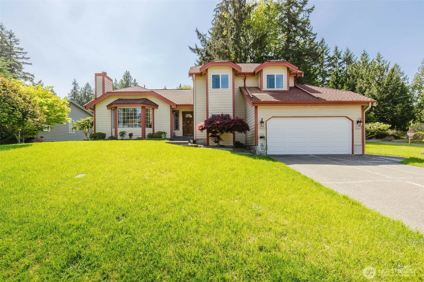 9569  Saint Johns Place NE  Bremerton WA 98311 photo