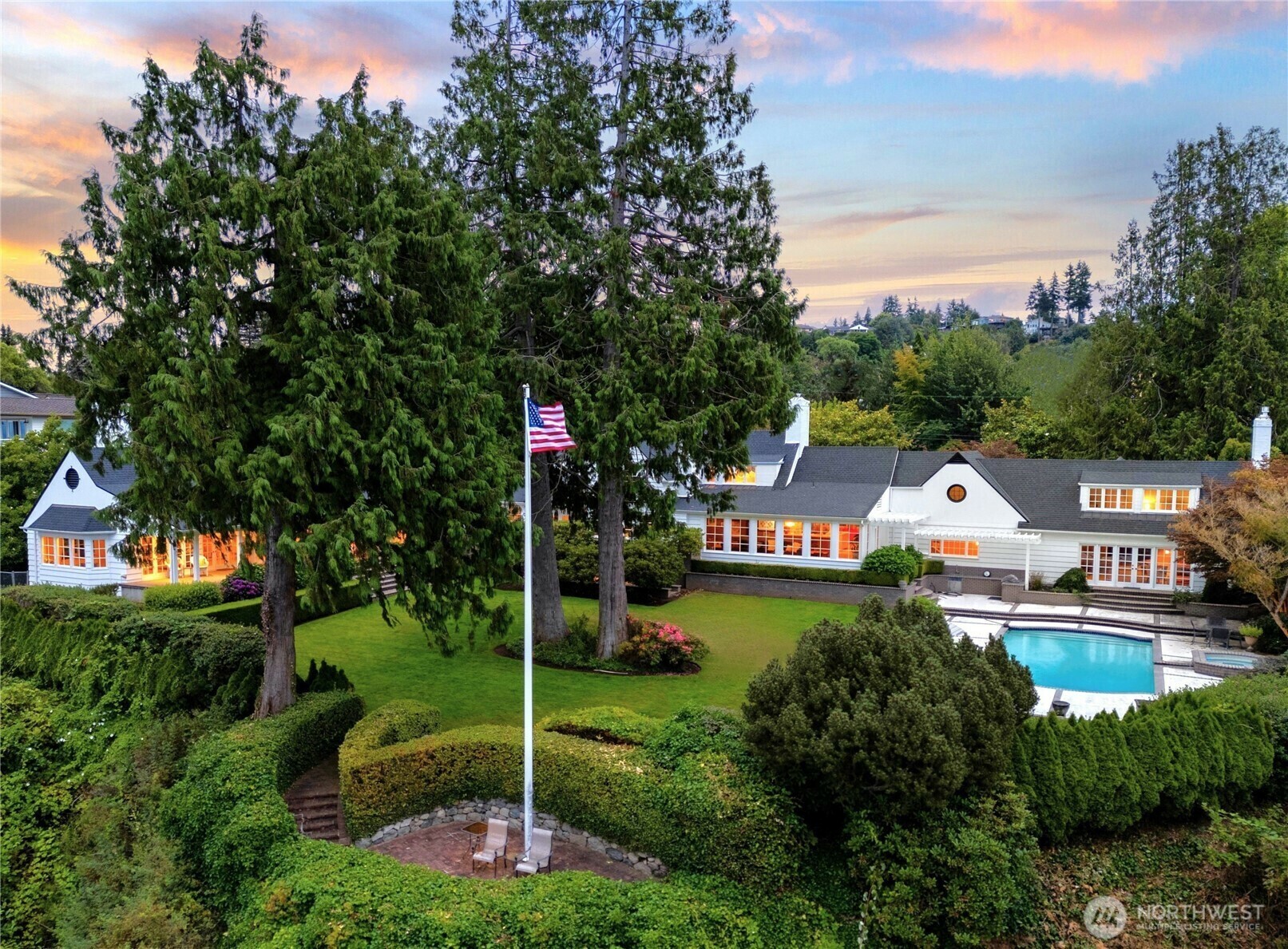 Property Photo: 3727 Shore Avenue WA 98203