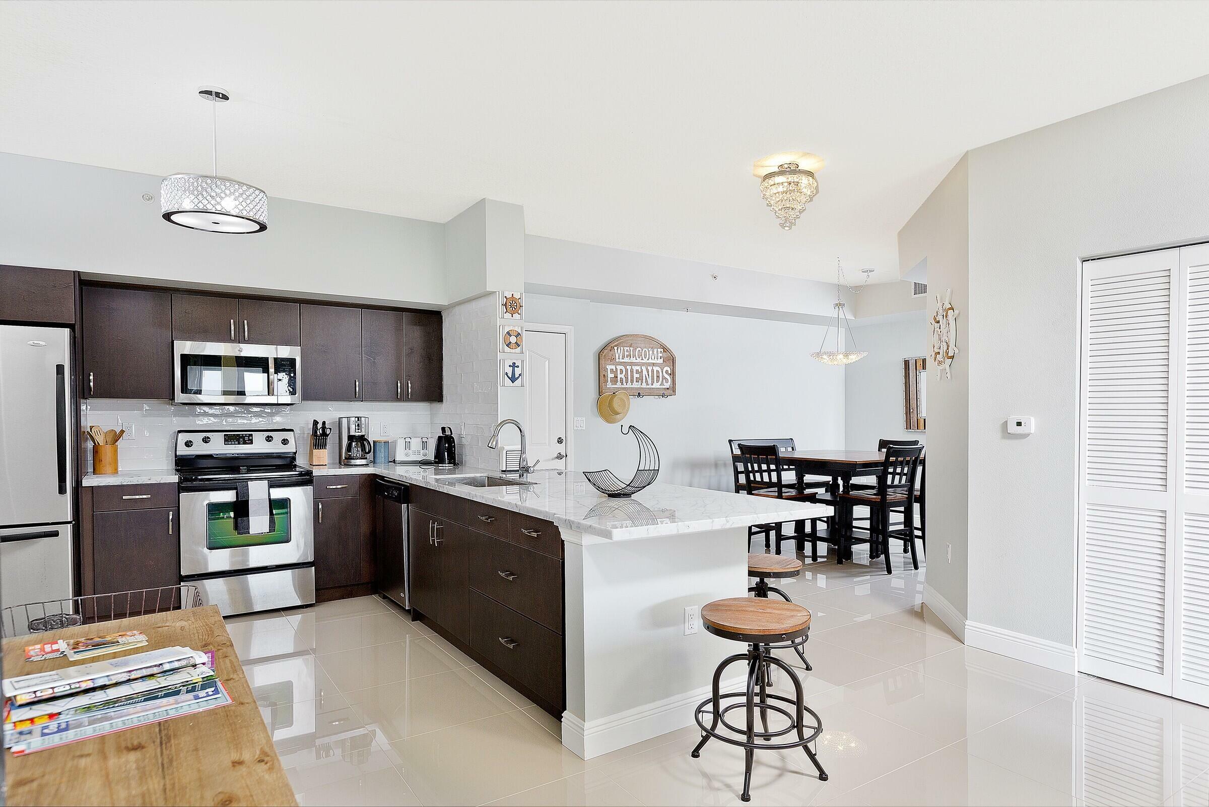 Property Photo: 255 NE 3rd Avenue 2501 FL 33444
