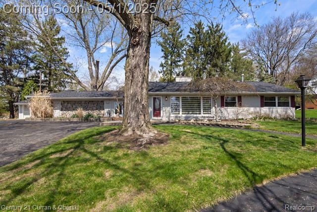Property Photo: 34038 Brittany Drive MI 48335