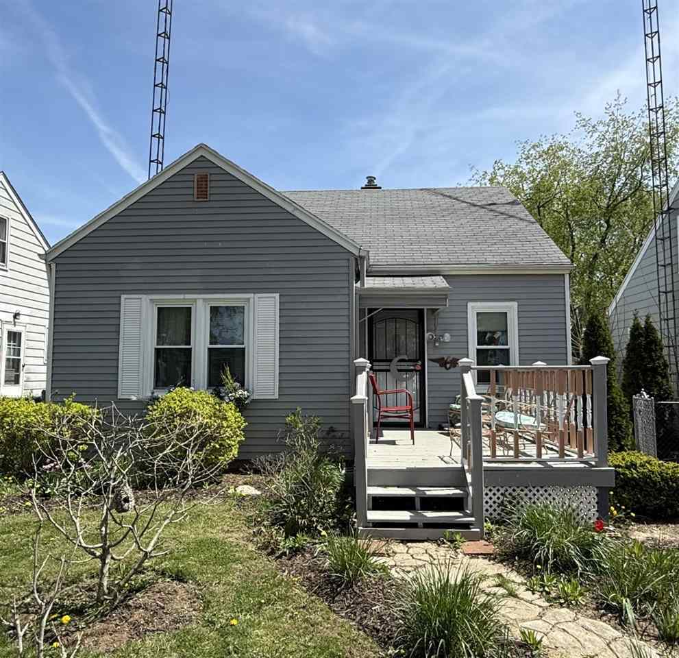 Property Photo: 415 NW 9th Street IN 47374
