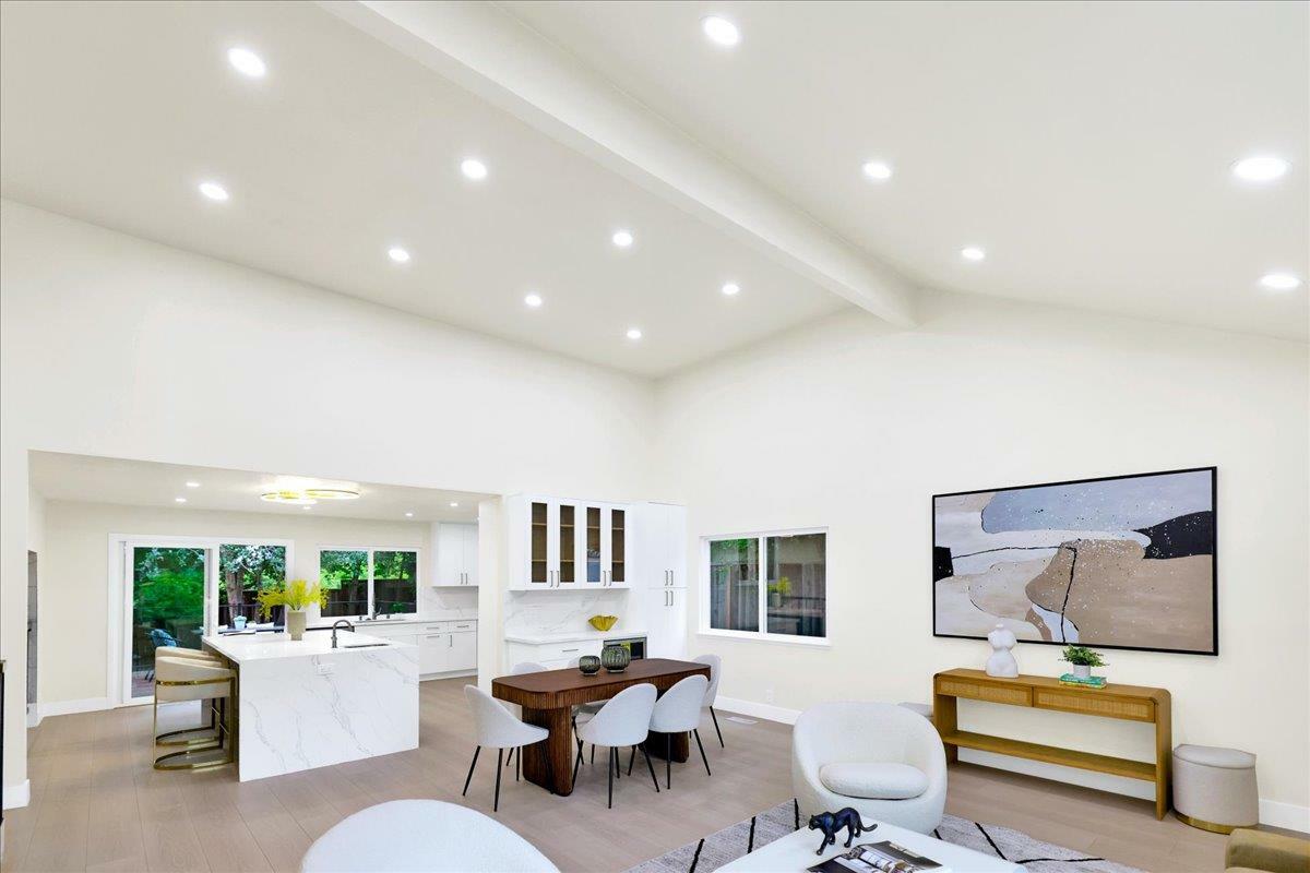 Property Photo: 6586 Woodcliff Court CA 95120