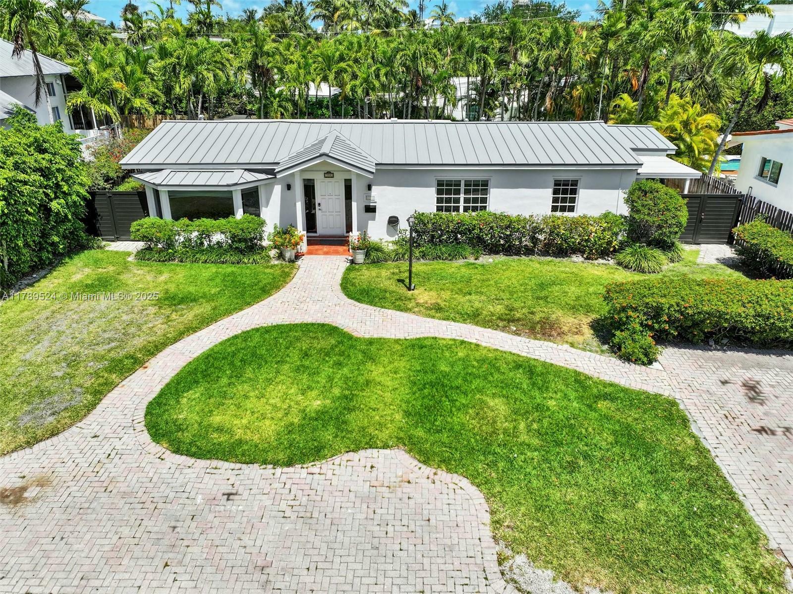 Property Photo: 255 Ridgewood Rd FL 33149