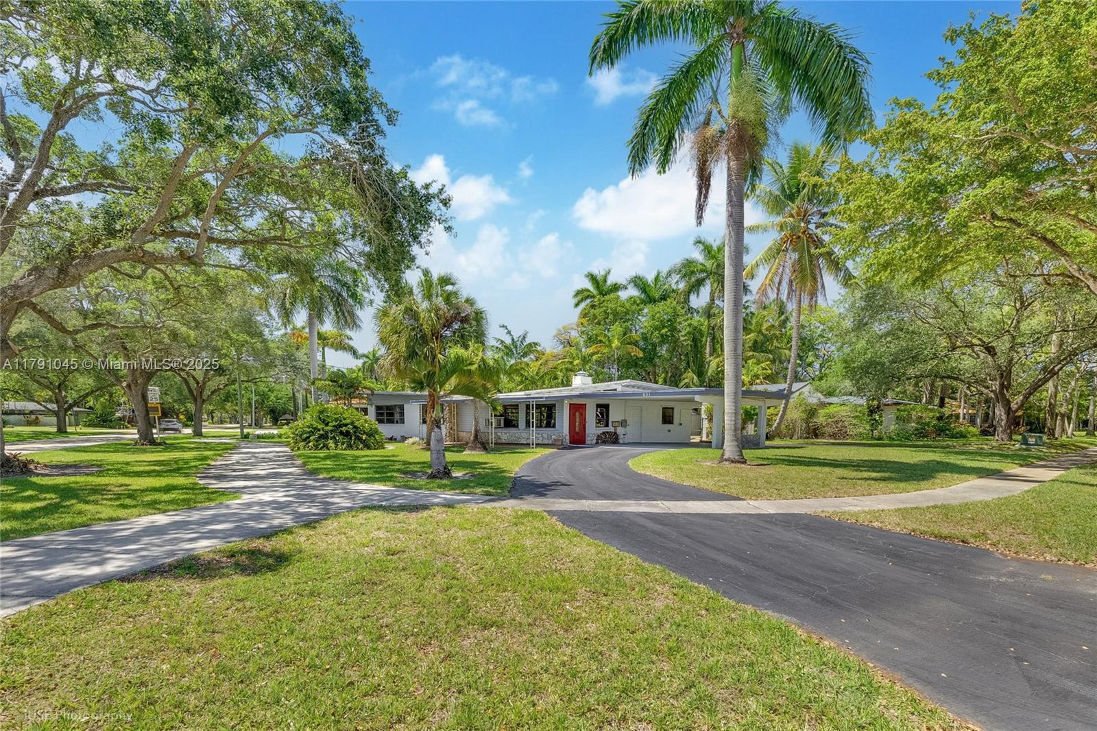 801 Orchid Dr  Plantation FL 33317 photo