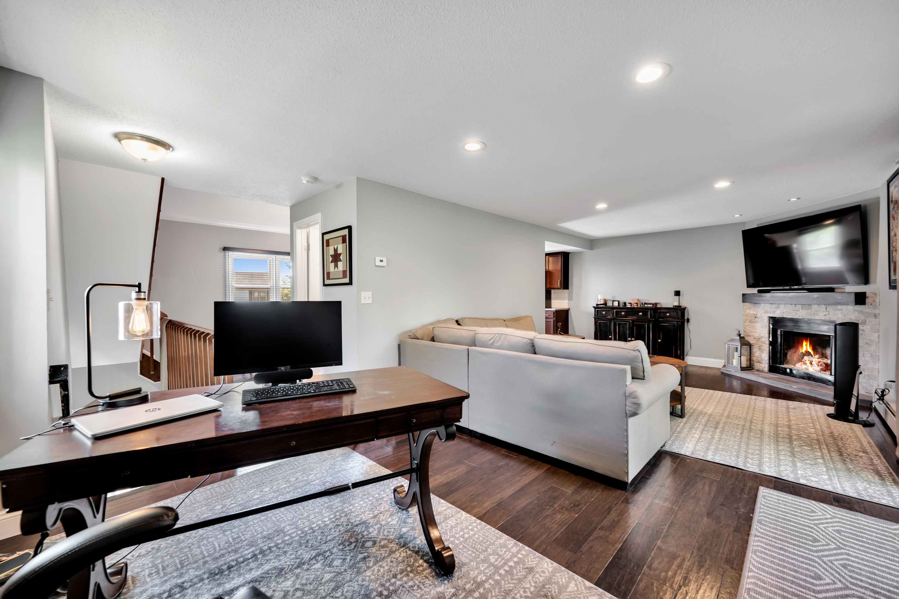 Property Photo: 32 Tinsmith Crossing 32 CT 06109