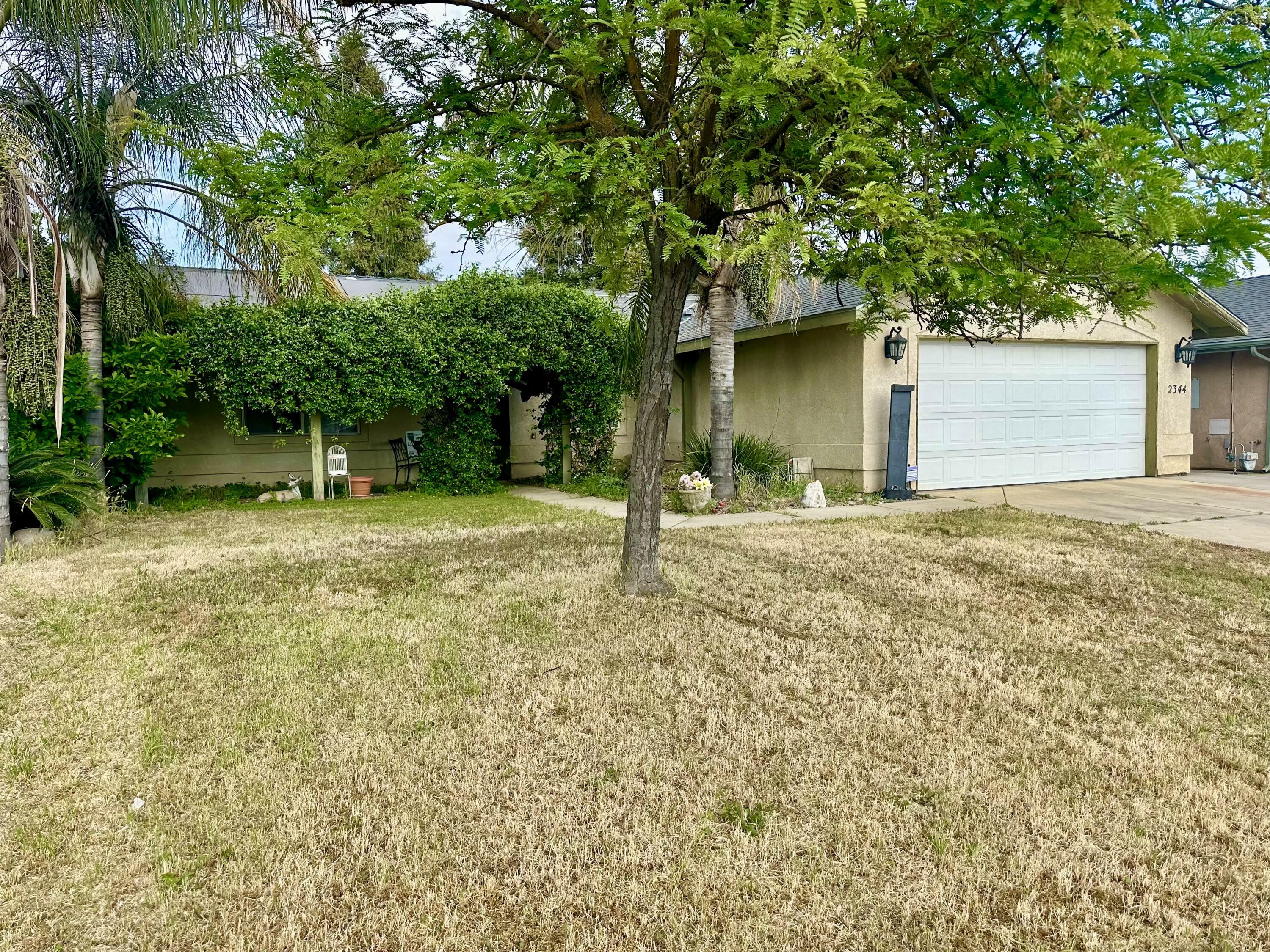 Property Photo: 2344 N Turrner Court CA 93291