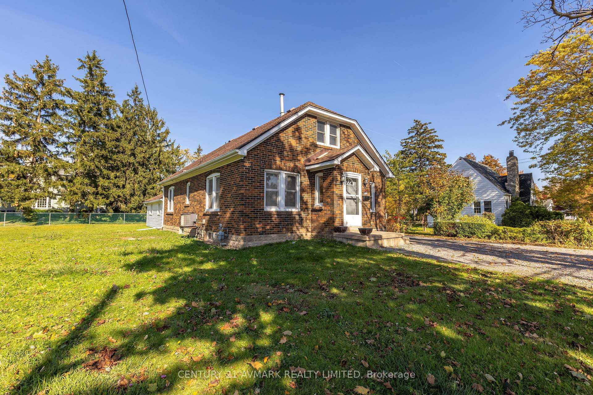 Property Photo: 1408 Garrison Road ON L2A 1P6