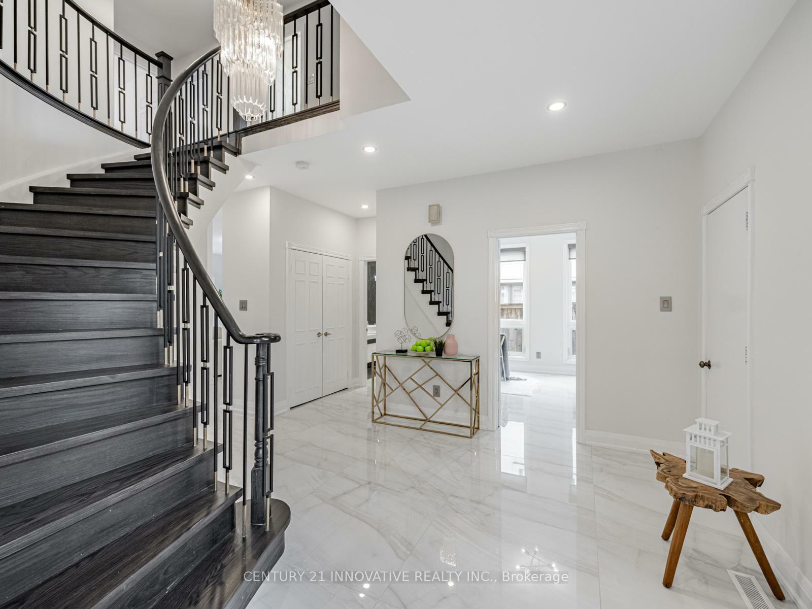 Photo de la propriété: 4469 Beacon Lane ON L5C 4K9