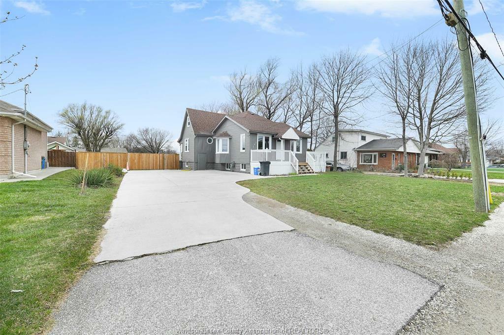 Property Photo: 1797 Lesperance Road ON N8N 1Y2