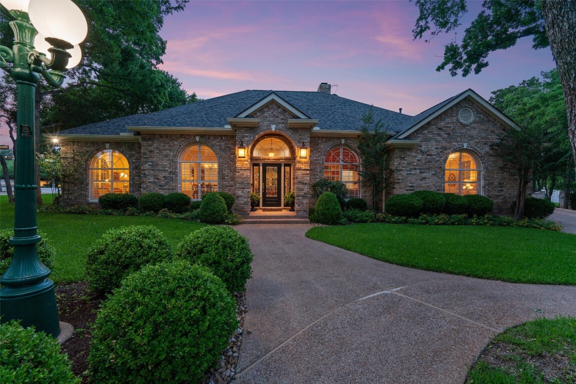 Property Photo: 1901 Plantation Court TX 78681