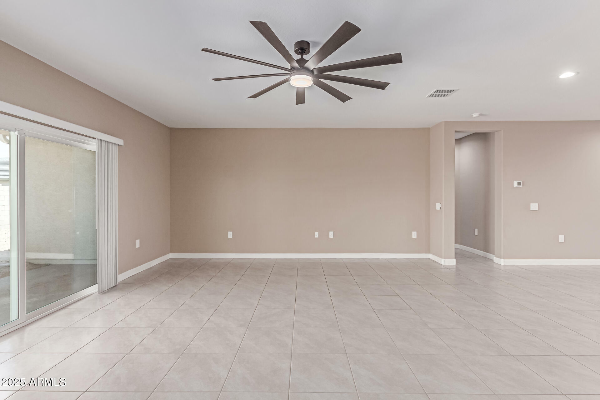 Property Photo: 36725 N Alderney Court AZ 85143