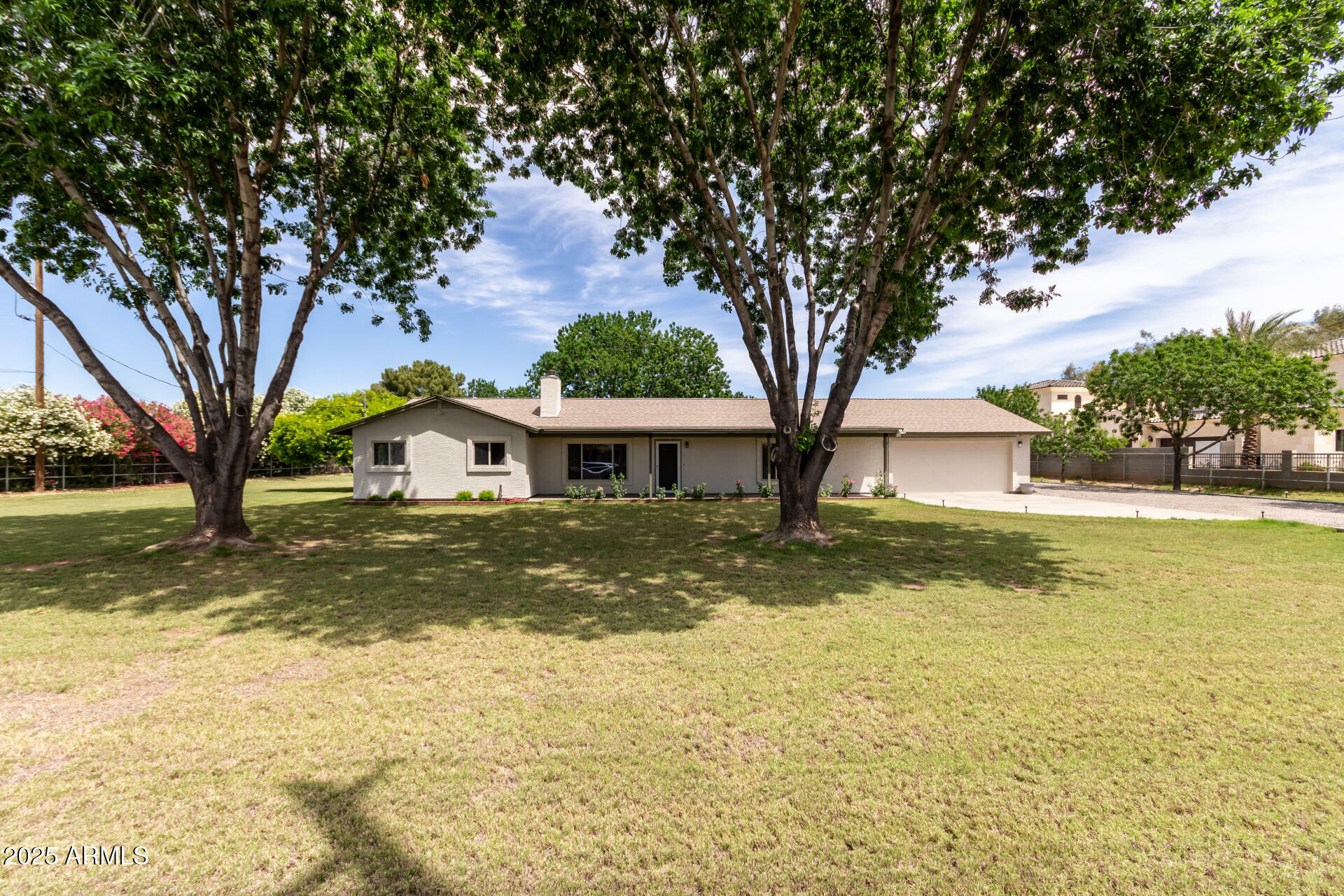 Property Photo: 12548 E Cloud Road AZ 85249