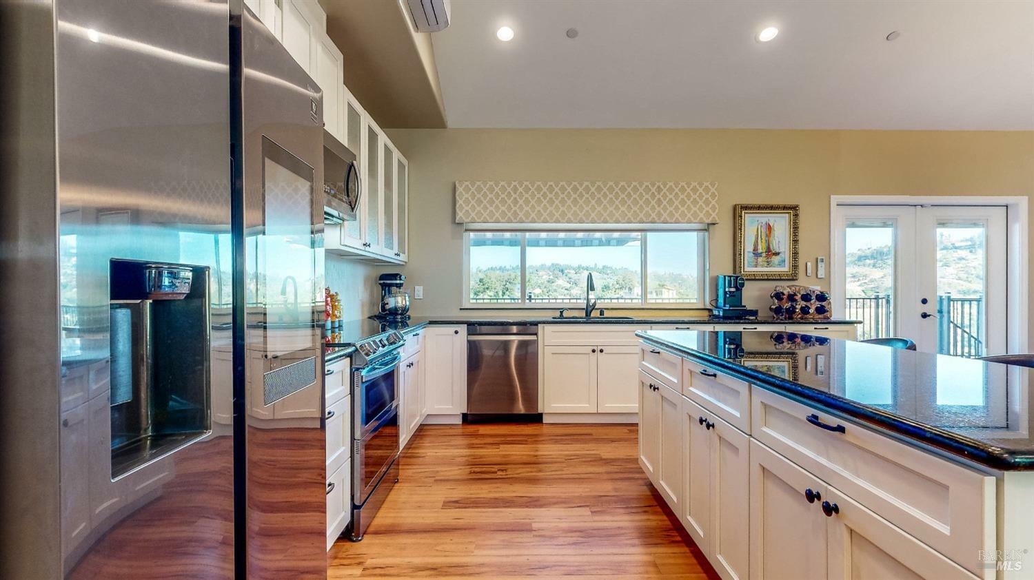 Property Photo: 1393 Michele Way CA 95404