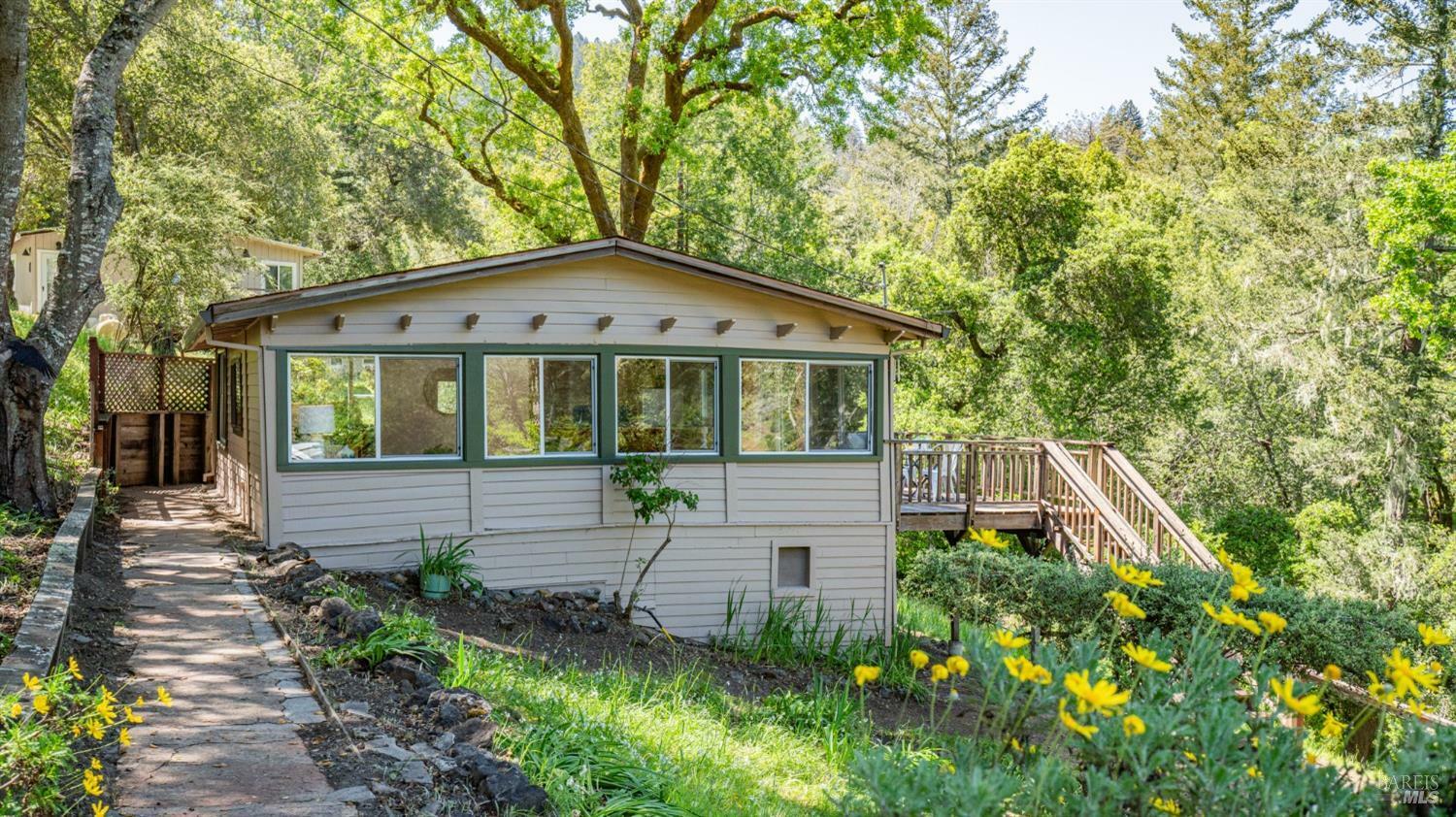 Property Photo: 101 Madrone Avenue CA 94973