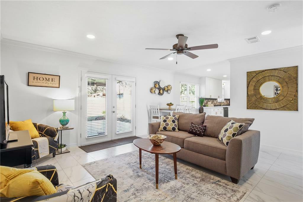 Property Photo: 3004 Woodville Road TX 77803