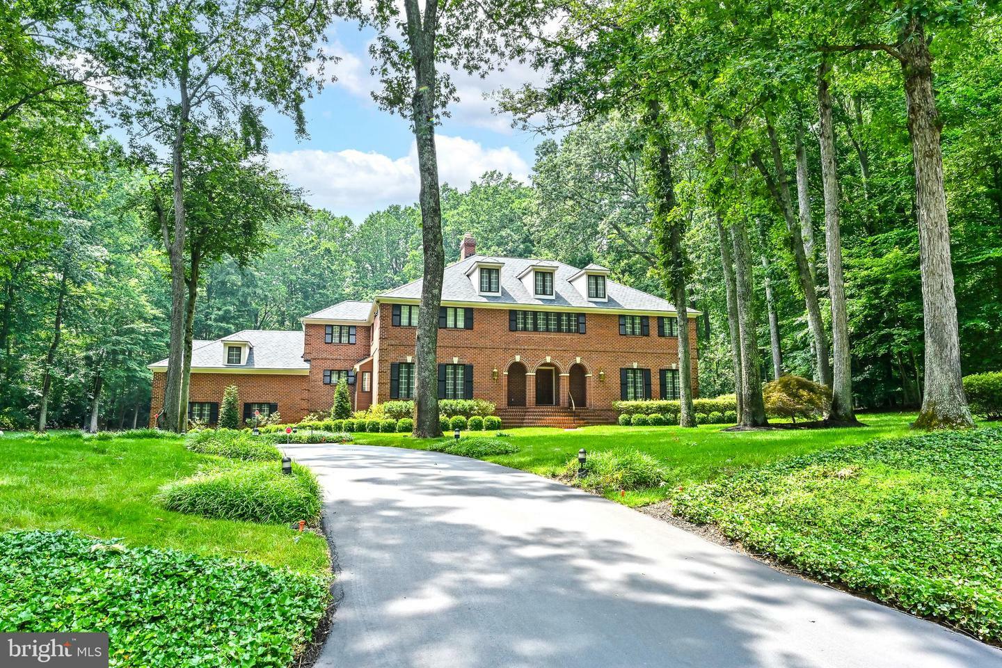 Property Photo: 2030 Huntwood Drive MD 21054