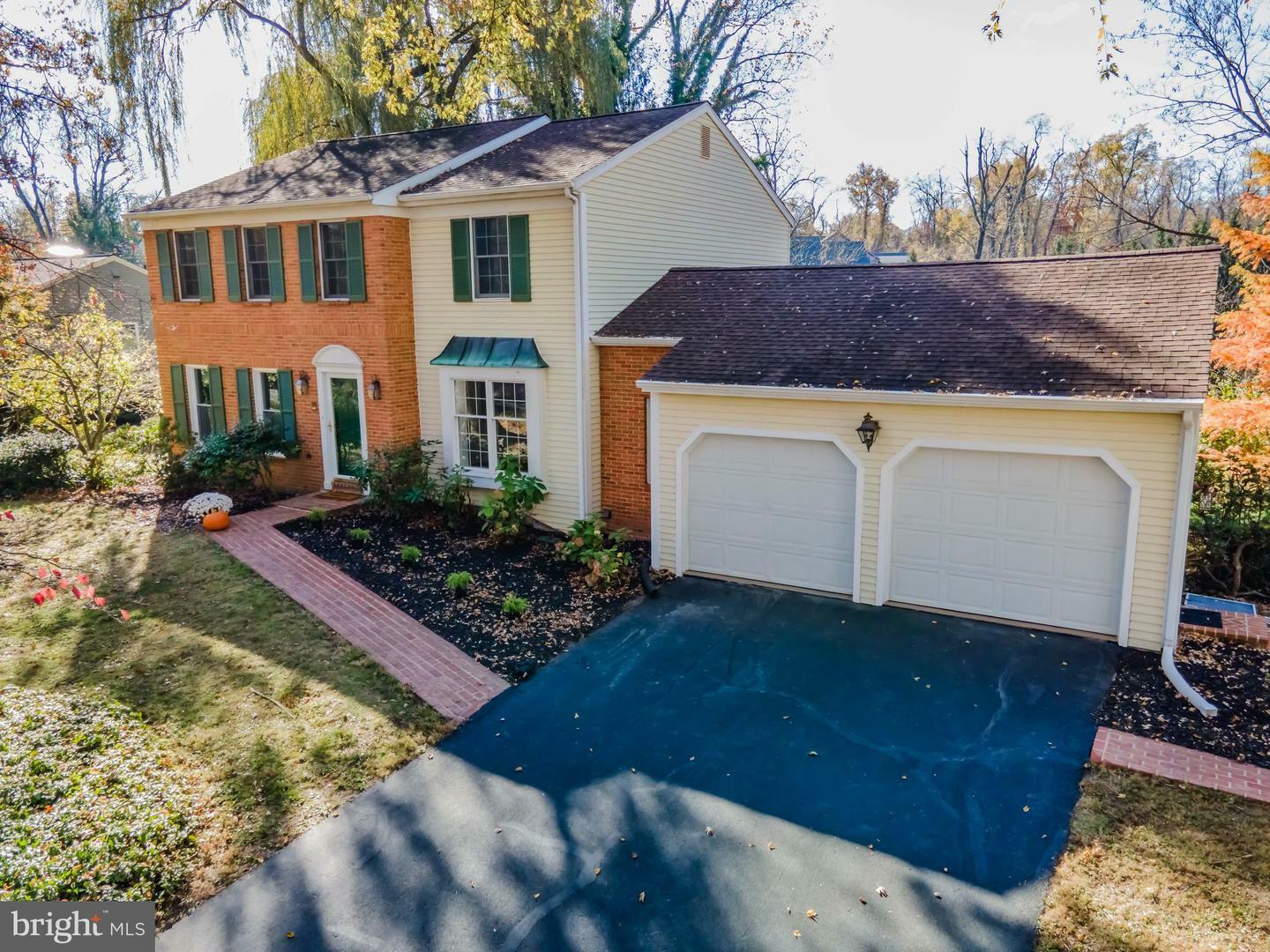 Property Photo: 919 Woodland Drive PA 17043