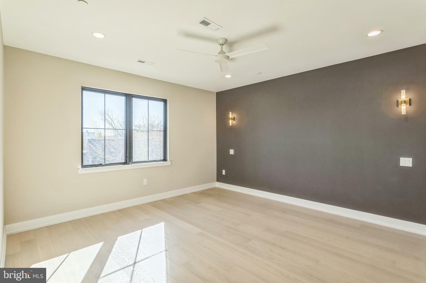 Property Photo: 208 Kalos Street PA 19128