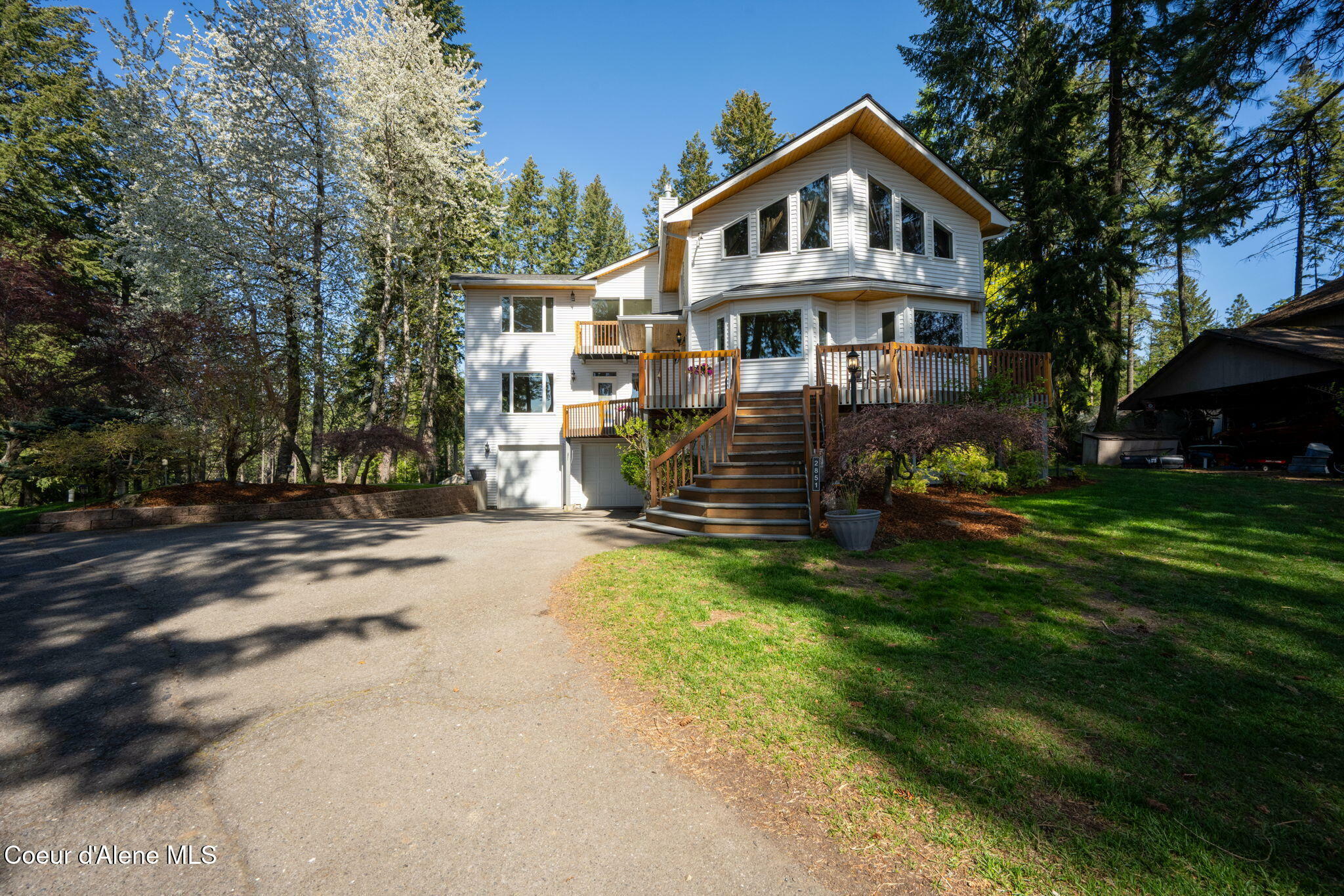 Property Photo: 2851 W Lutherhaven Rd ID 83814